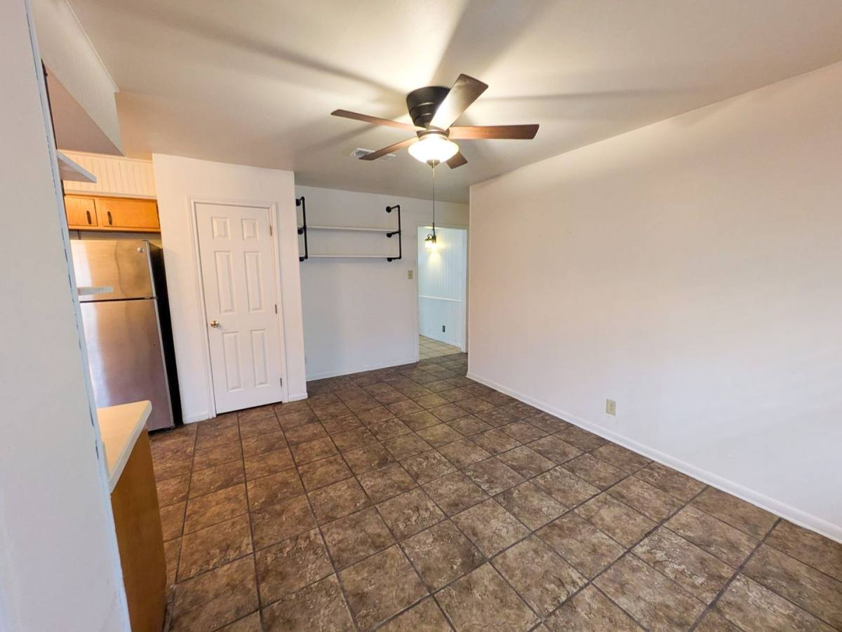 House for rent at 9225 Shepherd Dr, Beaumont, TX 77707