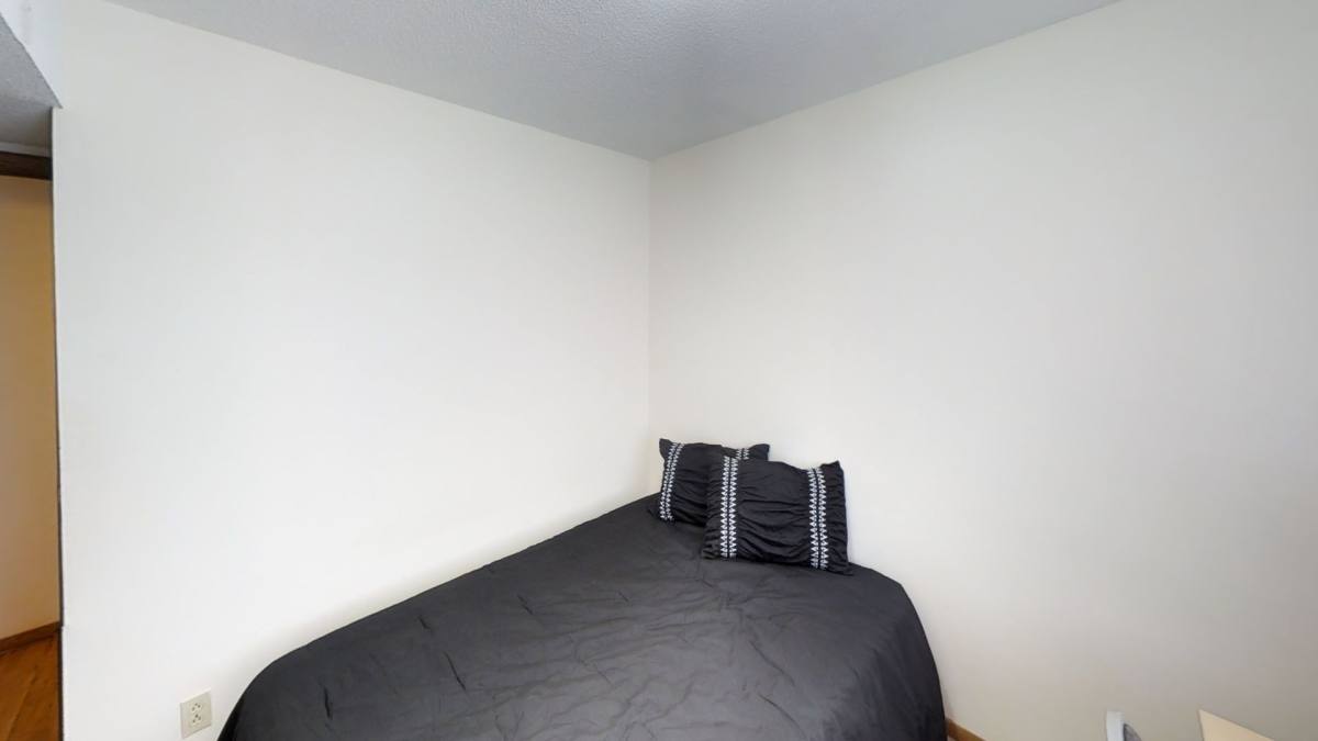 Apartment for rent at 905 W Oregon, Urbana, IL 61801