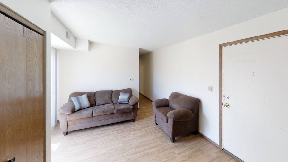 Apartment for rent at 905 W Oregon, Urbana, IL 61801
