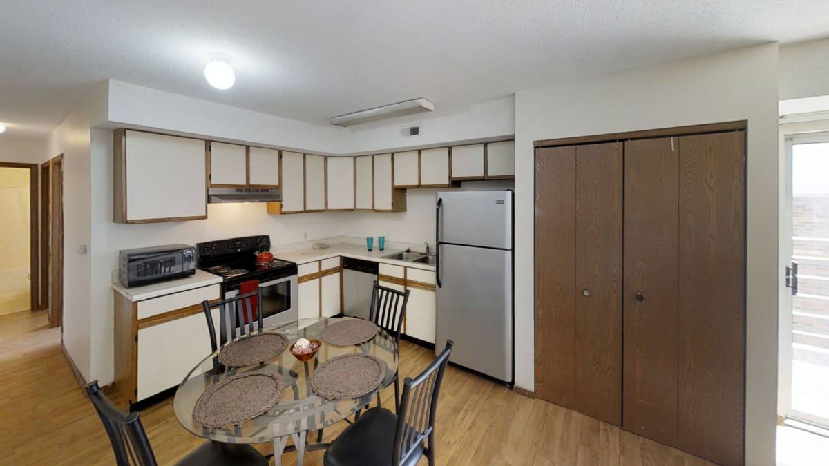 Apartment for rent at 905 W Oregon, Urbana, IL 61801