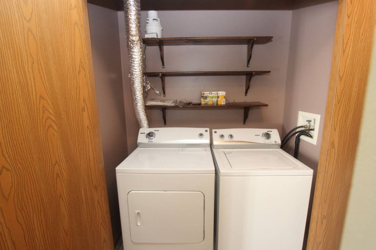 Condo for rent at 1375 Cunat #3B, Lake In the Hills, IL 60156
