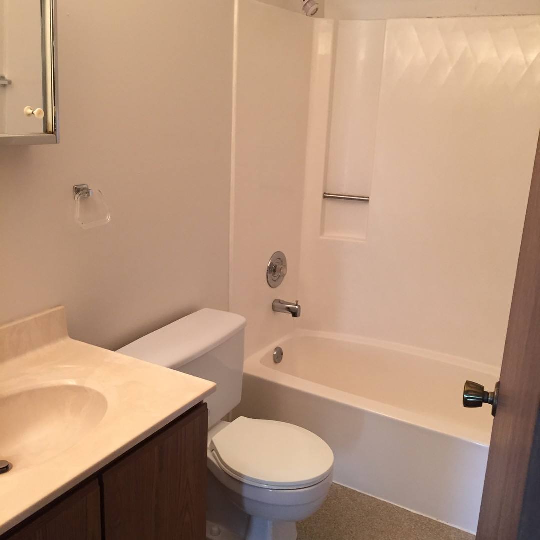 Apartment for rent at 101 N Holly Ave, Sioux Falls, SD 57104