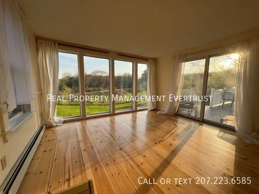 Apartment for rent at 1 Summer St #4, Freeport, ME 04032