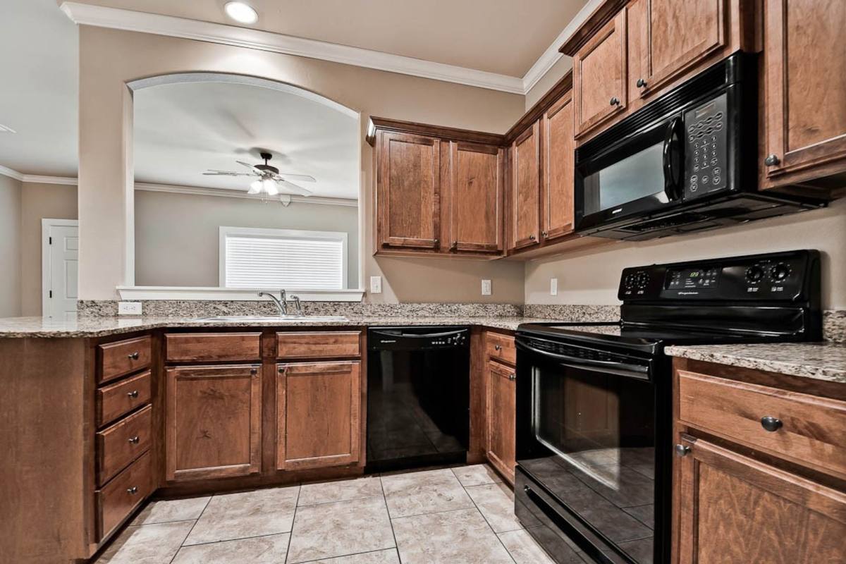 Apartment for rent at 574 N 24th St, Rogers, AR 72756