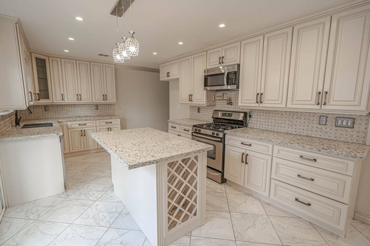 House for rent at 27544 Bernina Ave, Canyon Country, CA 91351