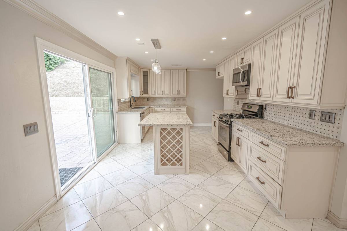 House for rent at 27544 Bernina Ave, Canyon Country, CA 91351