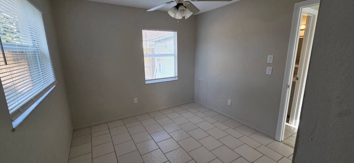 Apartment for rent at 1895 Debbie St, Sarasota, FL 34231