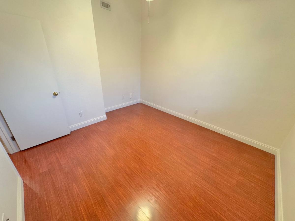 Townhouse for rent at 1249 Nevada Sky St, Las Vegas, NV 89128