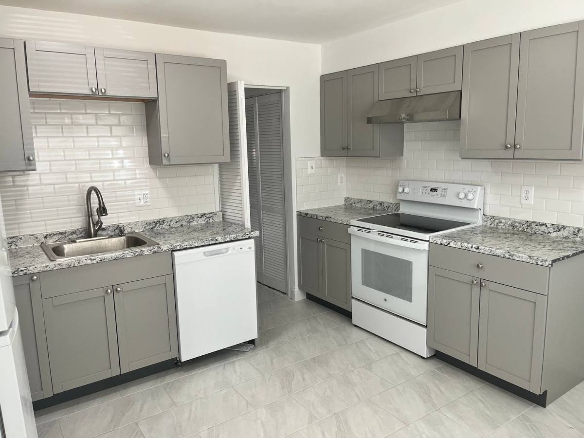 Townhouse for rent at 1308 Wexford Court, Herndon, VA 20170