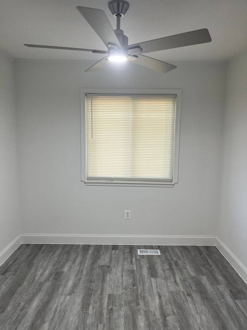 Townhouse for rent at 1308 Wexford Court, Herndon, VA 20170
