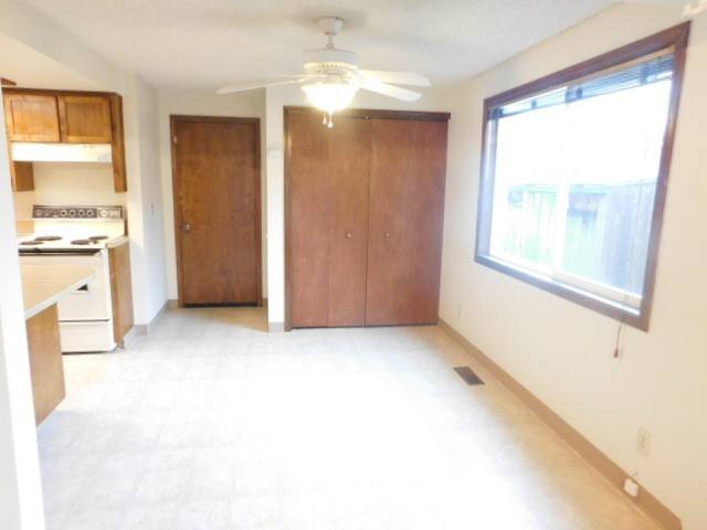 House for rent at 2142 Maplewood Dr S, Salem, OR 97306