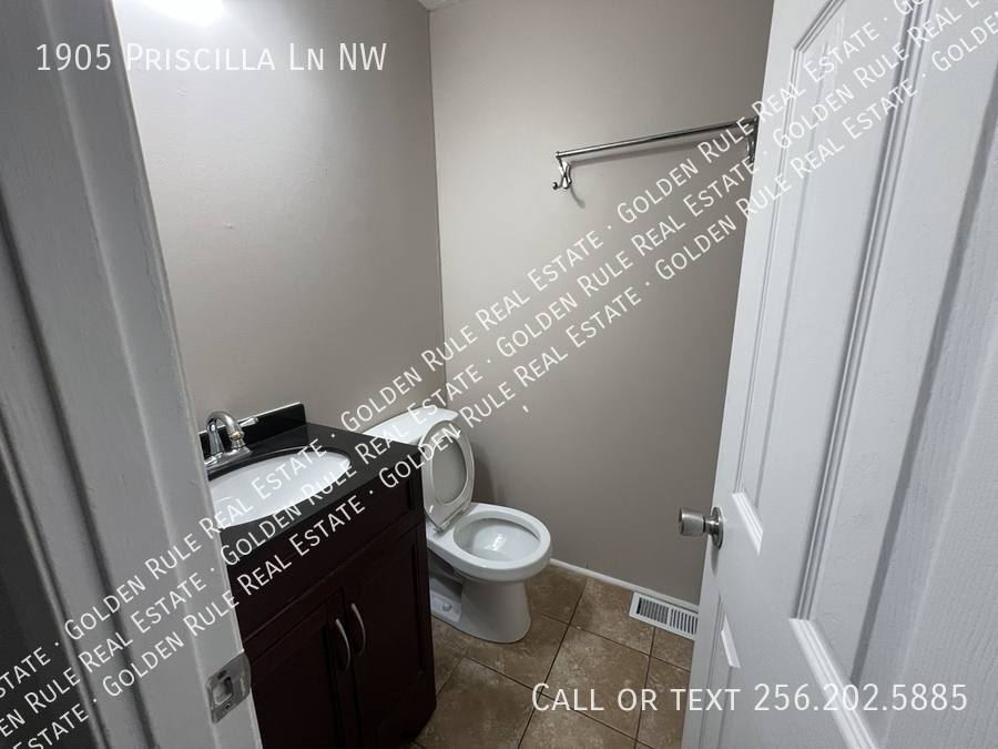 House for rent at 1905 Priscilla Lane NW, Huntsville, AL 35806