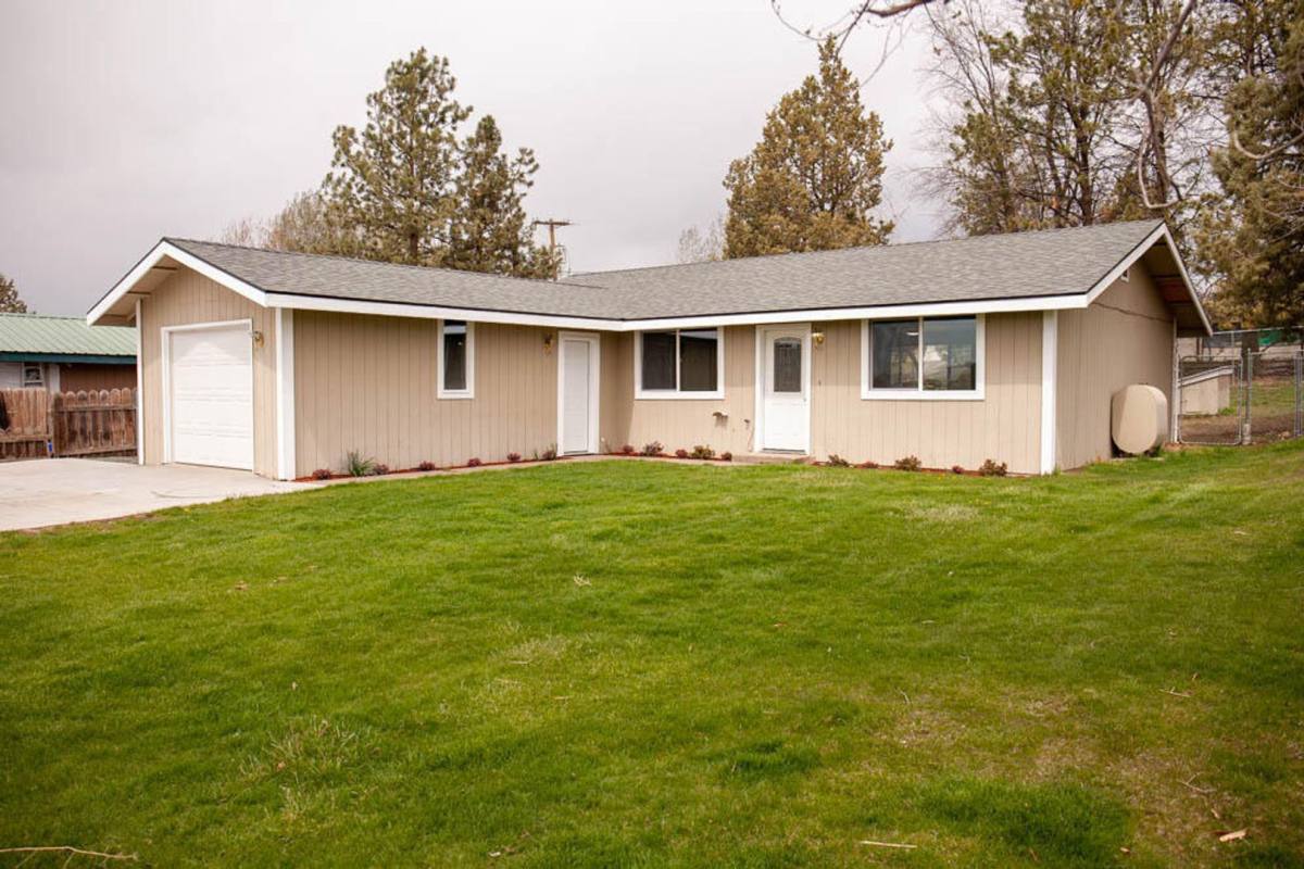 House for rent at 31679 Klamath St, Bonanza, OR 97623