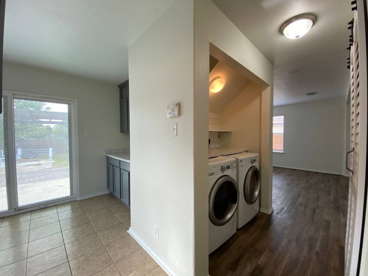 House for rent at 373 Starling Creek, New Braunfels, TX 78130