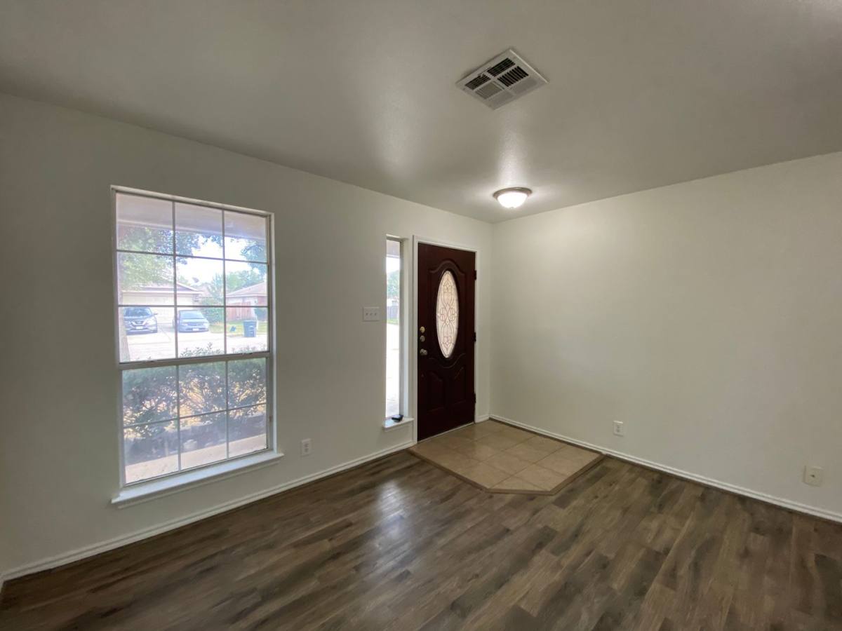 House for rent at 373 Starling Creek, New Braunfels, TX 78130