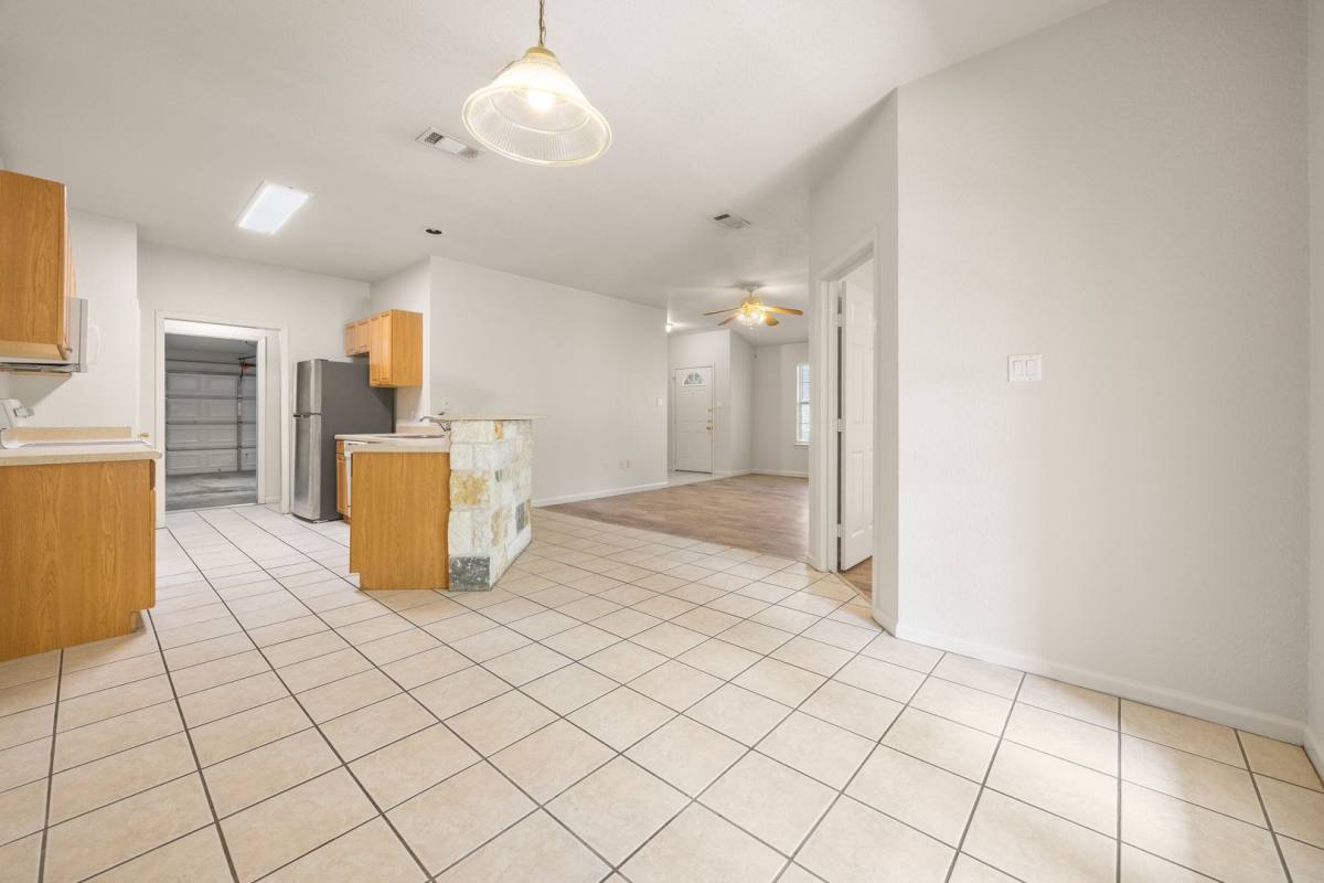 House for rent at 21513 Pershing Ave, Leander, TX 78645
