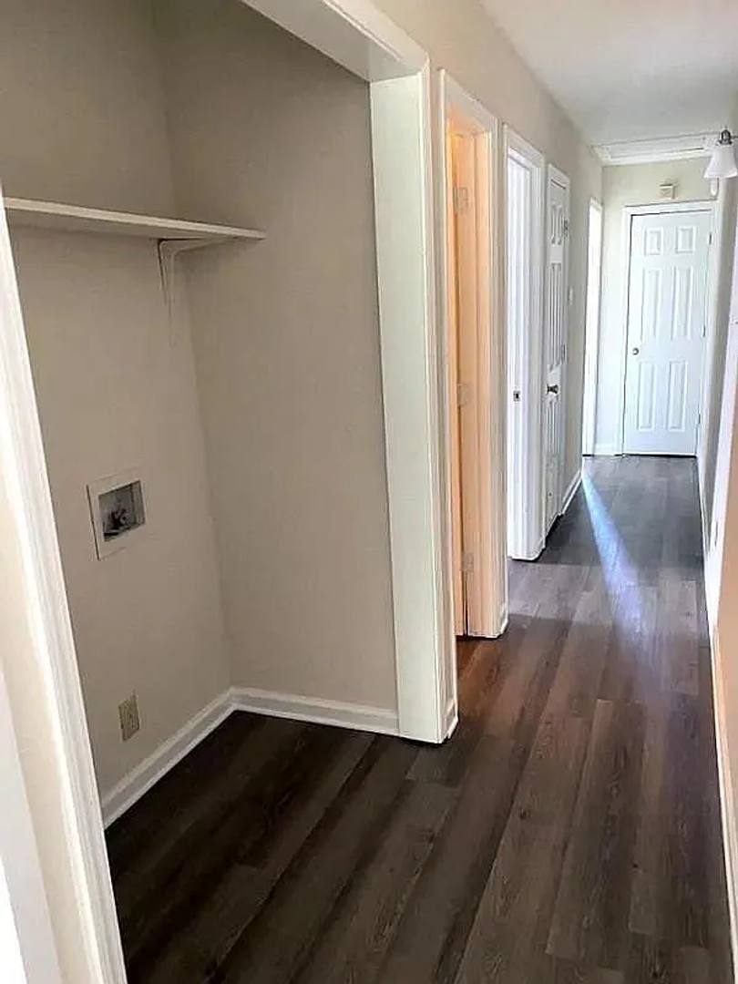 Apartment for rent at 324 Gannt St, Marion, AR 72364