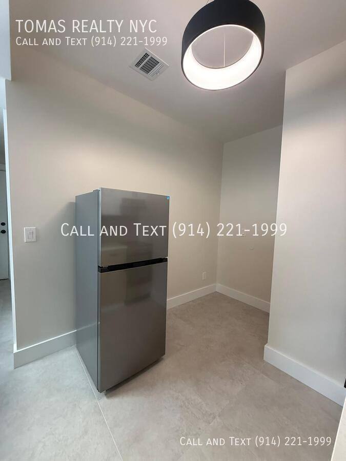 Apartment for rent at 122 Downing St #2L, Yonkers, NY 10705
