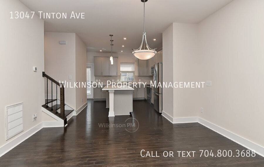 Townhouse for rent at 13047 Tinton Ave, Charlotte, NC 28204