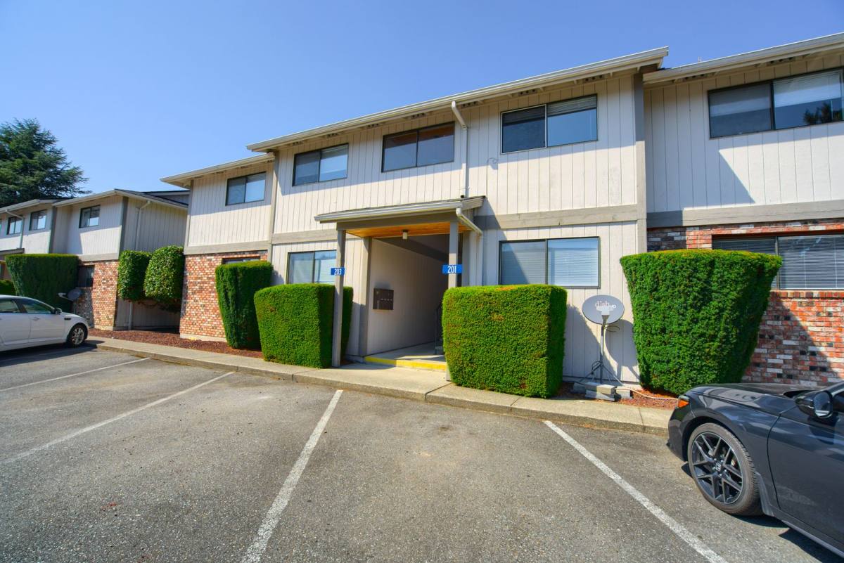 Apartment for rent at 207B Lodean Dr, Arlington, WA 98223