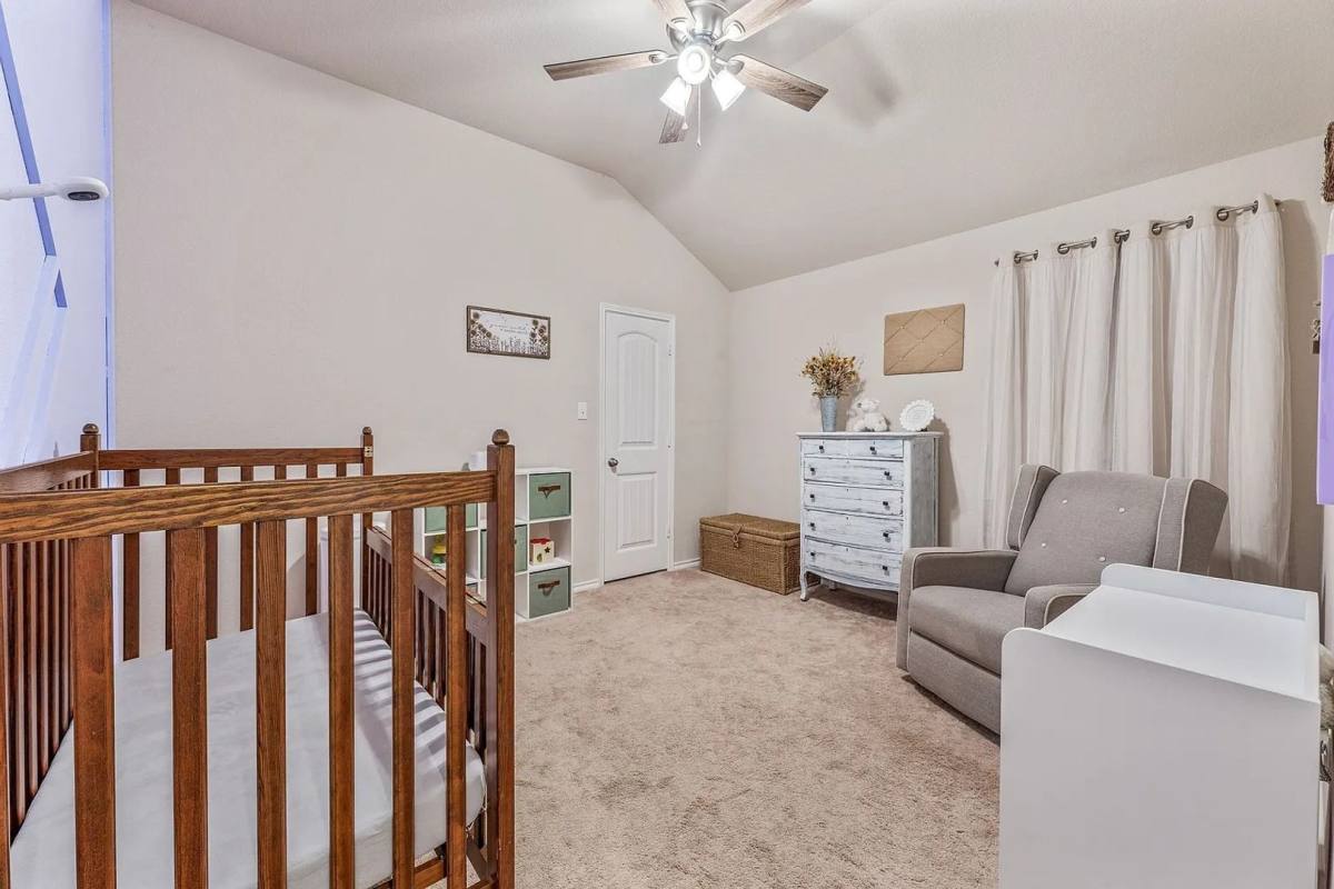 House for rent at 4304 Lucero Dr, Granbury, TX 76048
