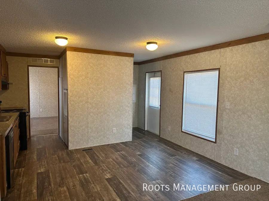 Apartment for rent at 1211 Hunters Mountain Parkway, Troy, AL 36079