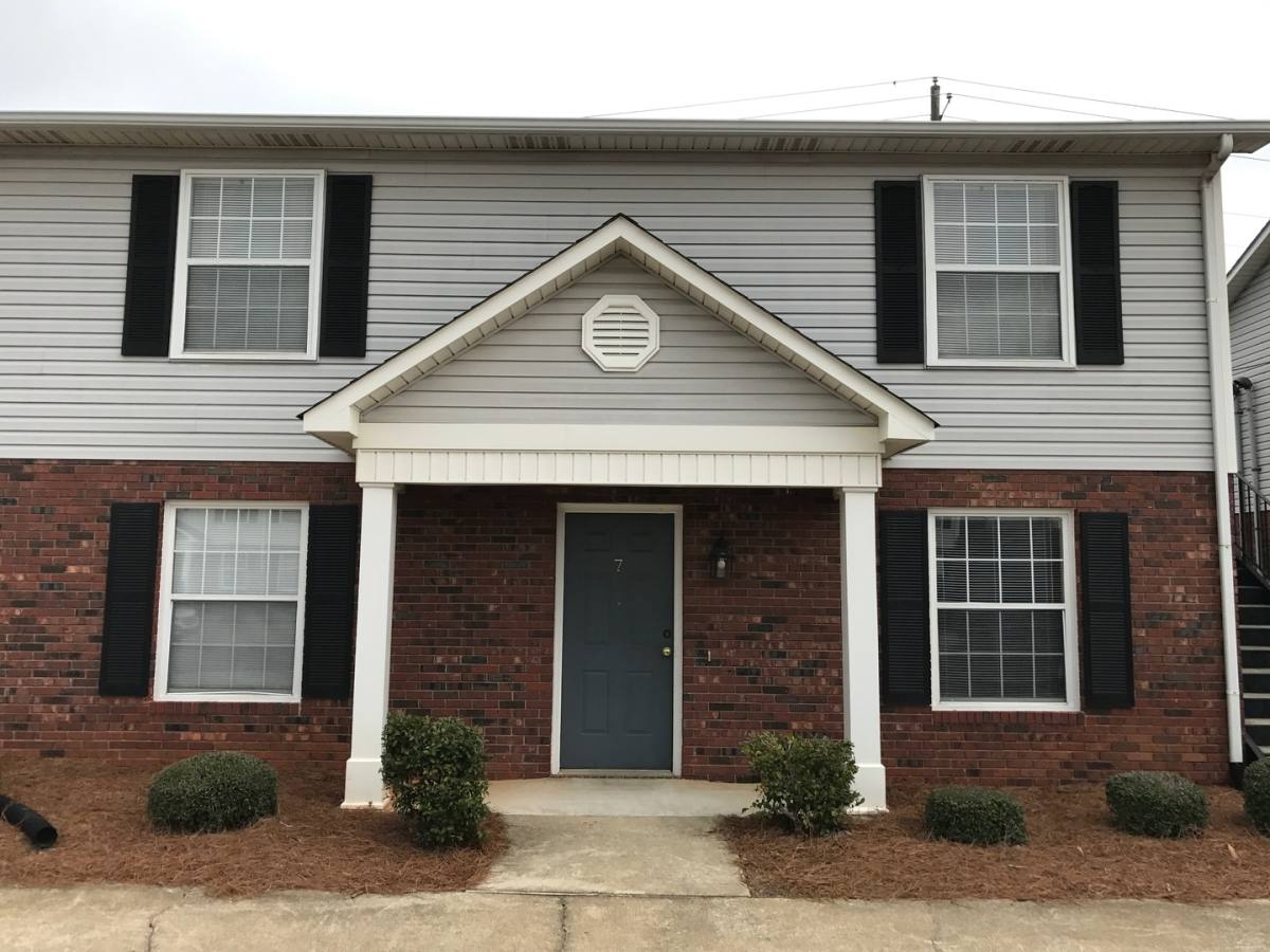 Apartment for rent at 11 Carriage Lane, Oxford, AL 36203
