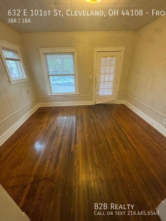 Apartment for rent at 632 E 101st St #RIGHT, Cleveland, OH 44108