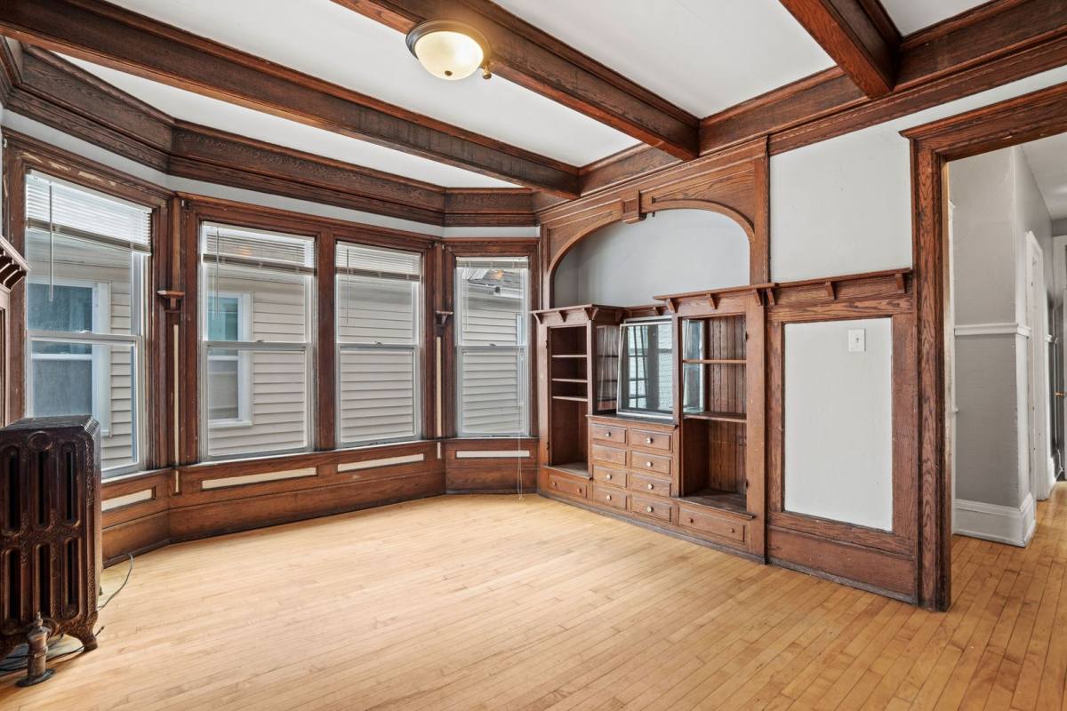 Townhouse for rent at 2933 N Maryland Ave, Milwaukee, WI 53211