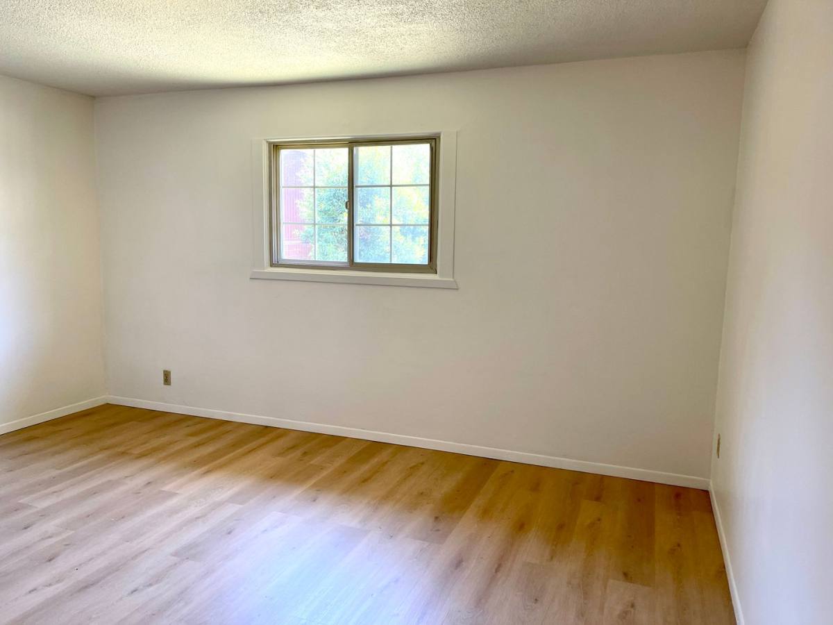 House for rent at 8358 Park Ave, Forestville, CA 95436