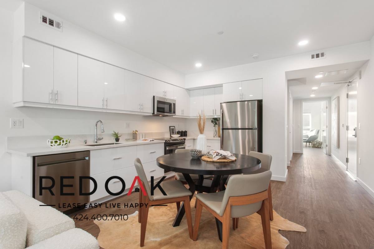 Condo for rent at 1011-1013 Everett St #A-204, Los Angeles, CA 90026