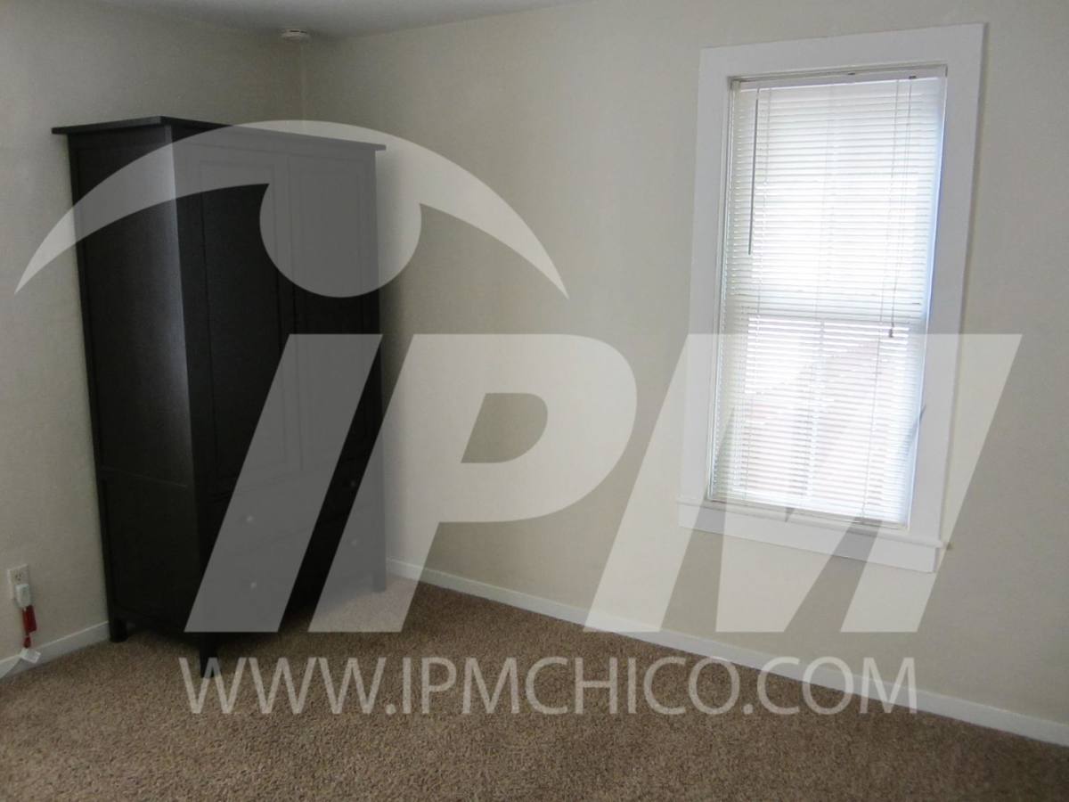 House for rent at 618 W 9th St, Chico, CA 95928