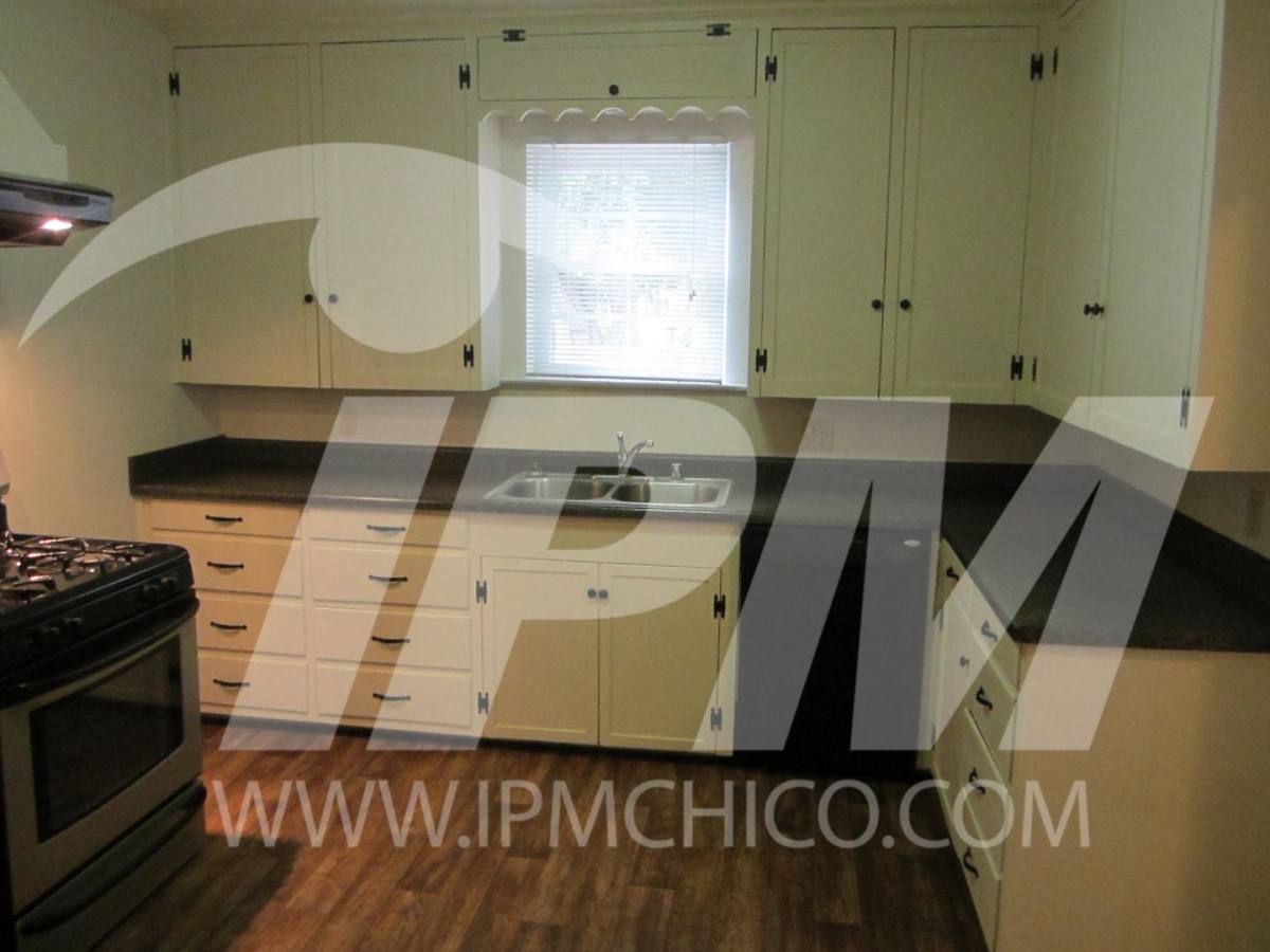 House for rent at 618 W 9th St, Chico, CA 95928