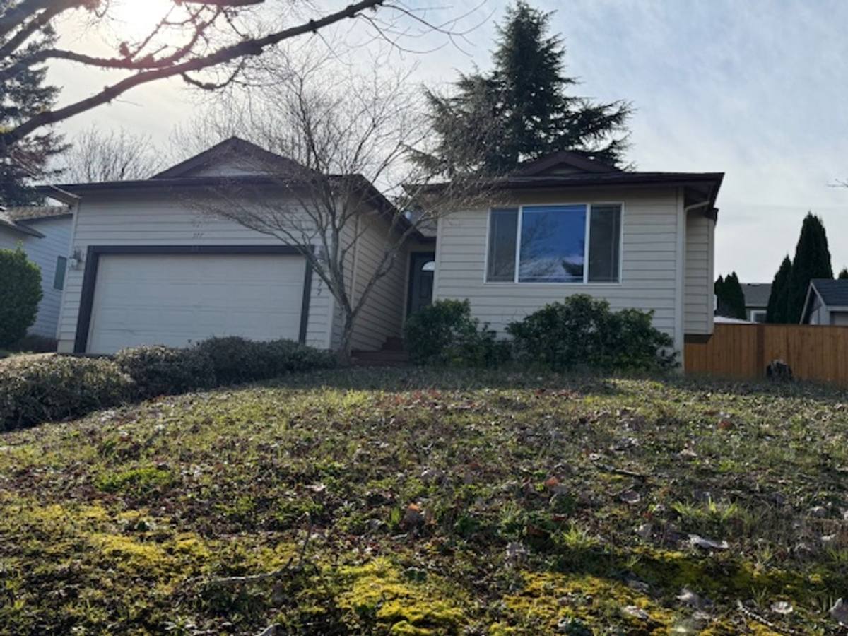 House for rent at 577 Sunwood Dr NW, Salem, OR 97304