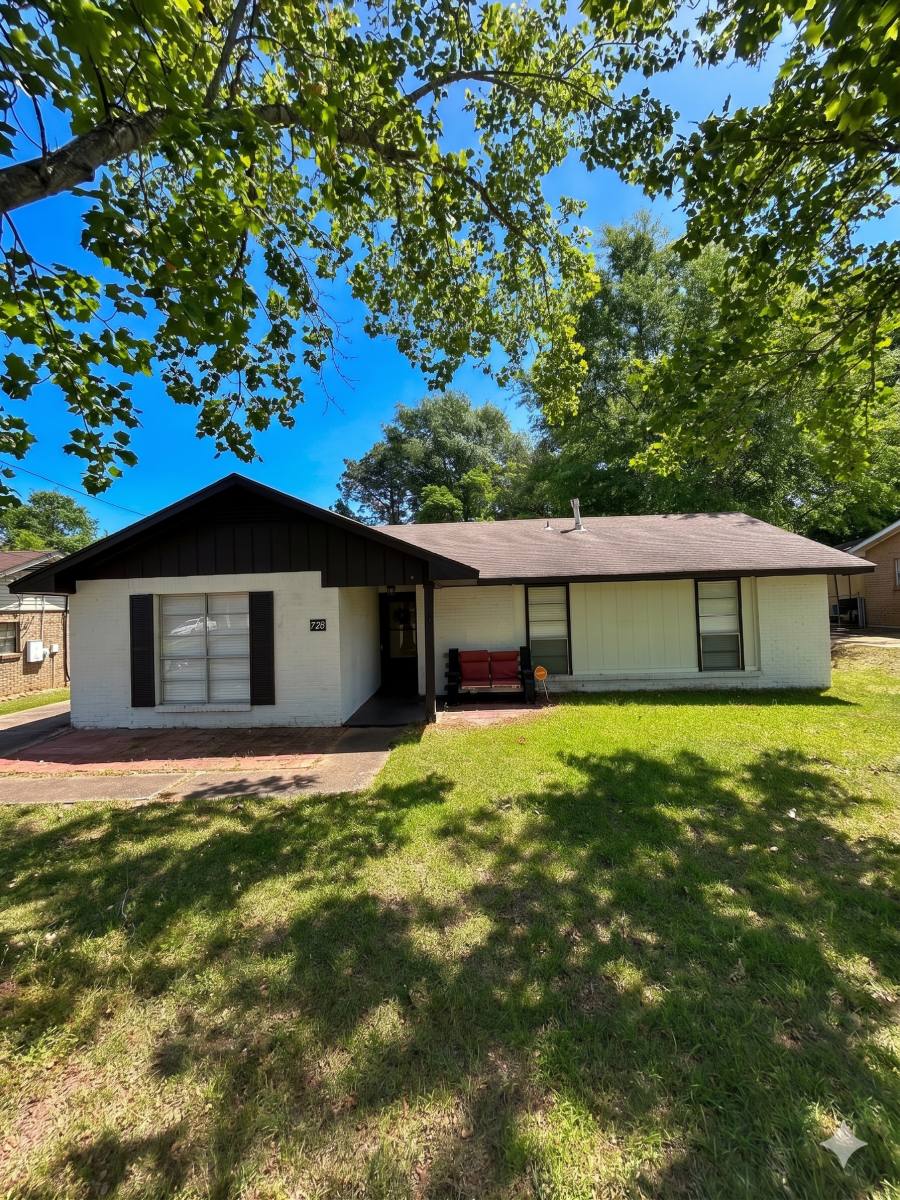 House for rent at 728 Amity Lane, Montgomery, AL 36117