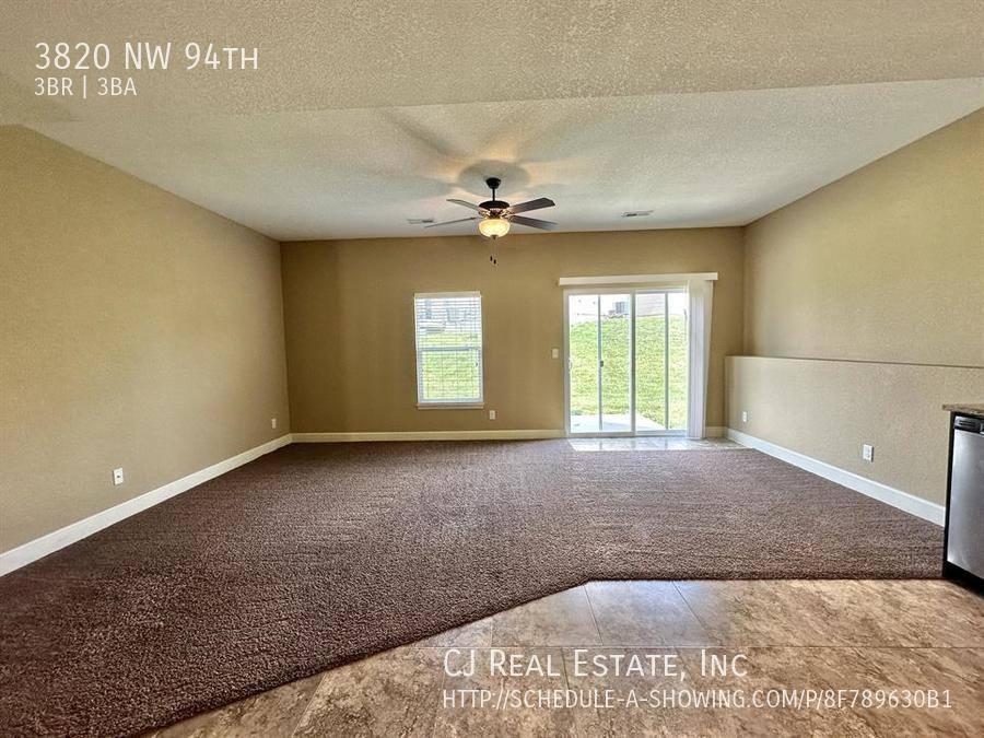 Townhouse for rent at 3820 NW 94th, Kansas City, MO 64154