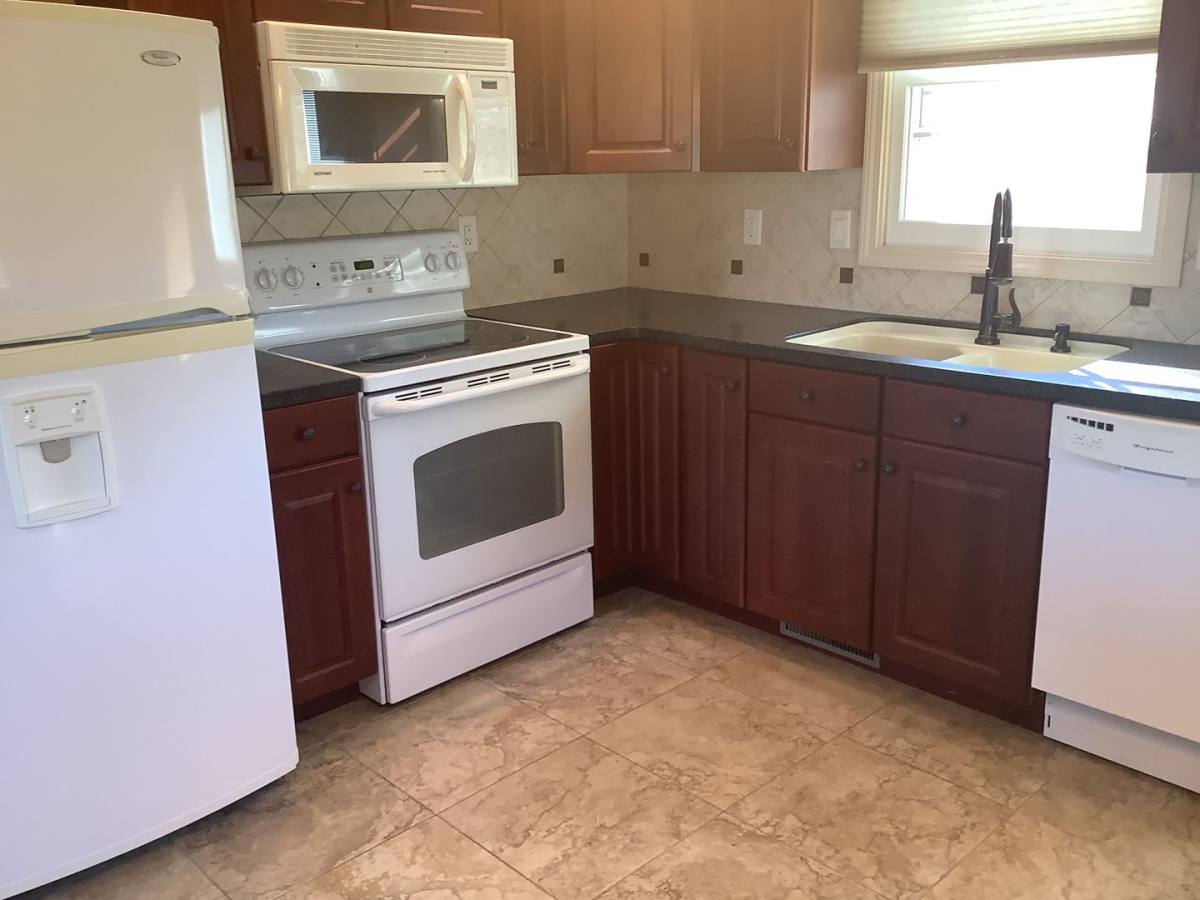 Apartment for rent at 931 Foster, Dickinson, ND 58601