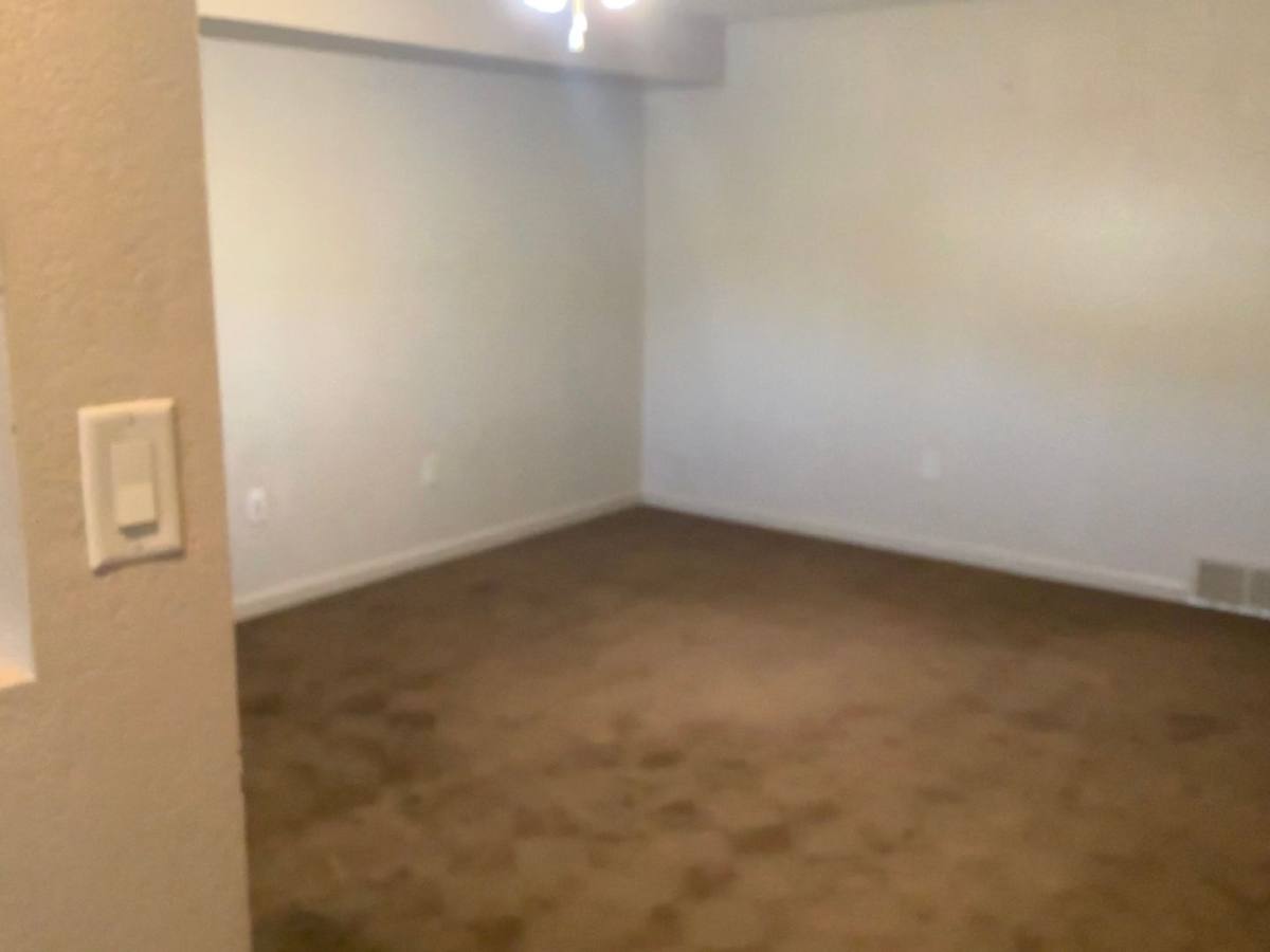 Apartment for rent at 931 Foster, Dickinson, ND 58601
