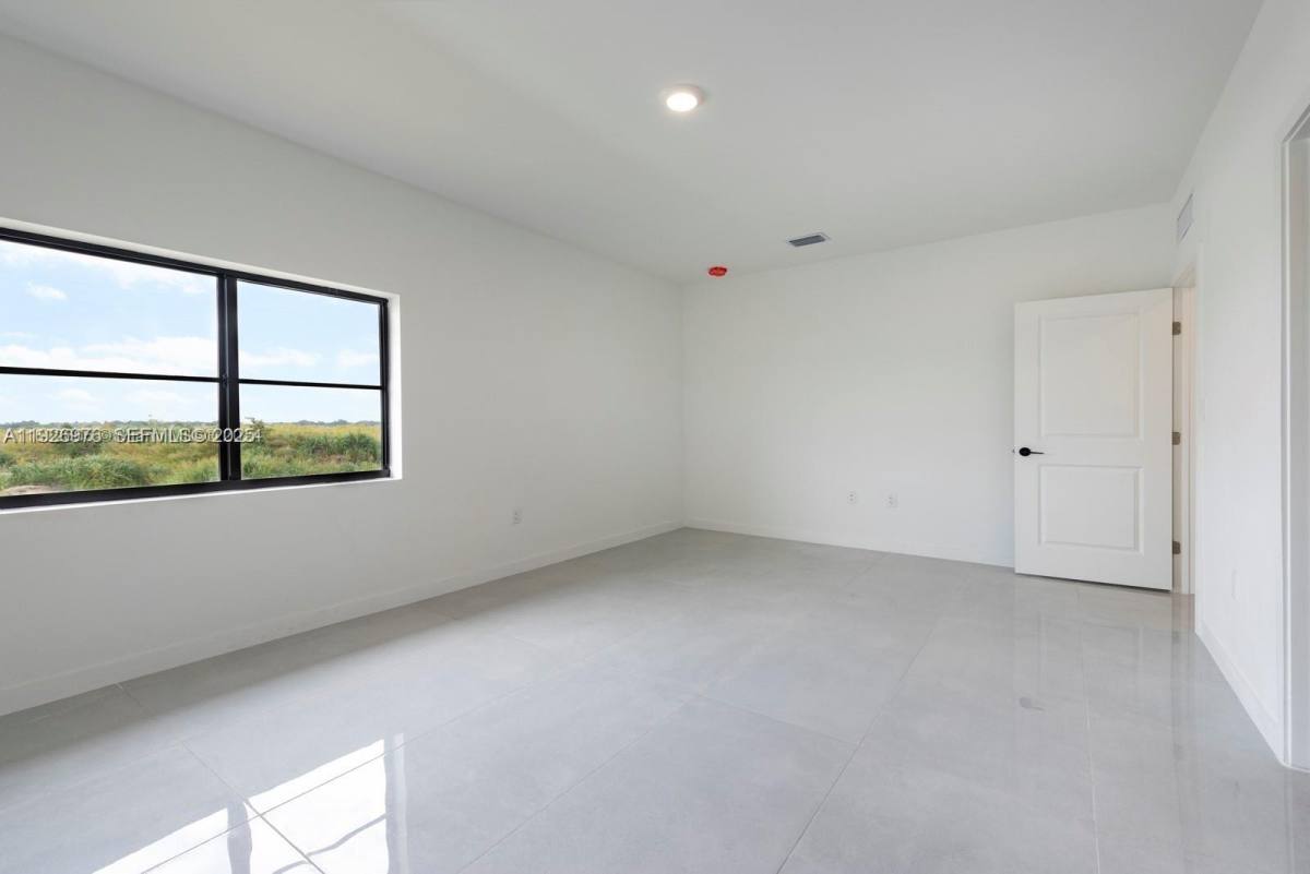 Apartment for rent at 1327 NW 2nd Lane, Homestead, FL 33034