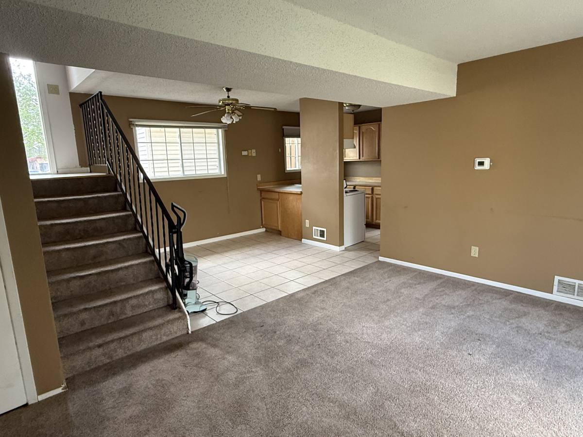 Townhouse for rent at 4041 W 125th St #12, Savage, MN 55378