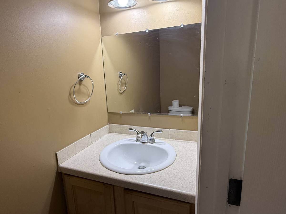 Townhouse for rent at 4041 W 125th St #12, Savage, MN 55378