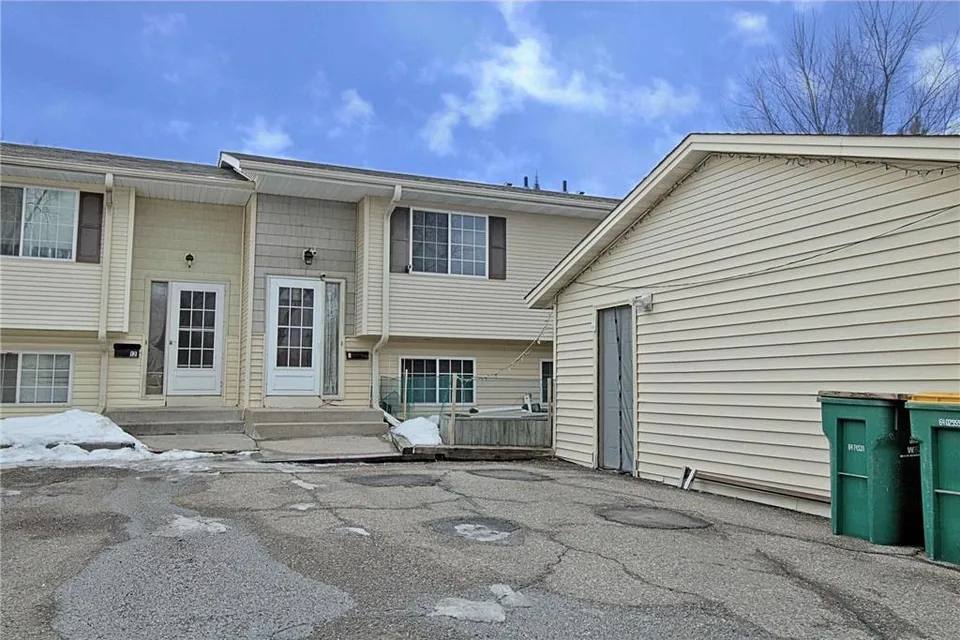 Townhouse for rent at 4041 W 125th St #12, Savage, MN 55378