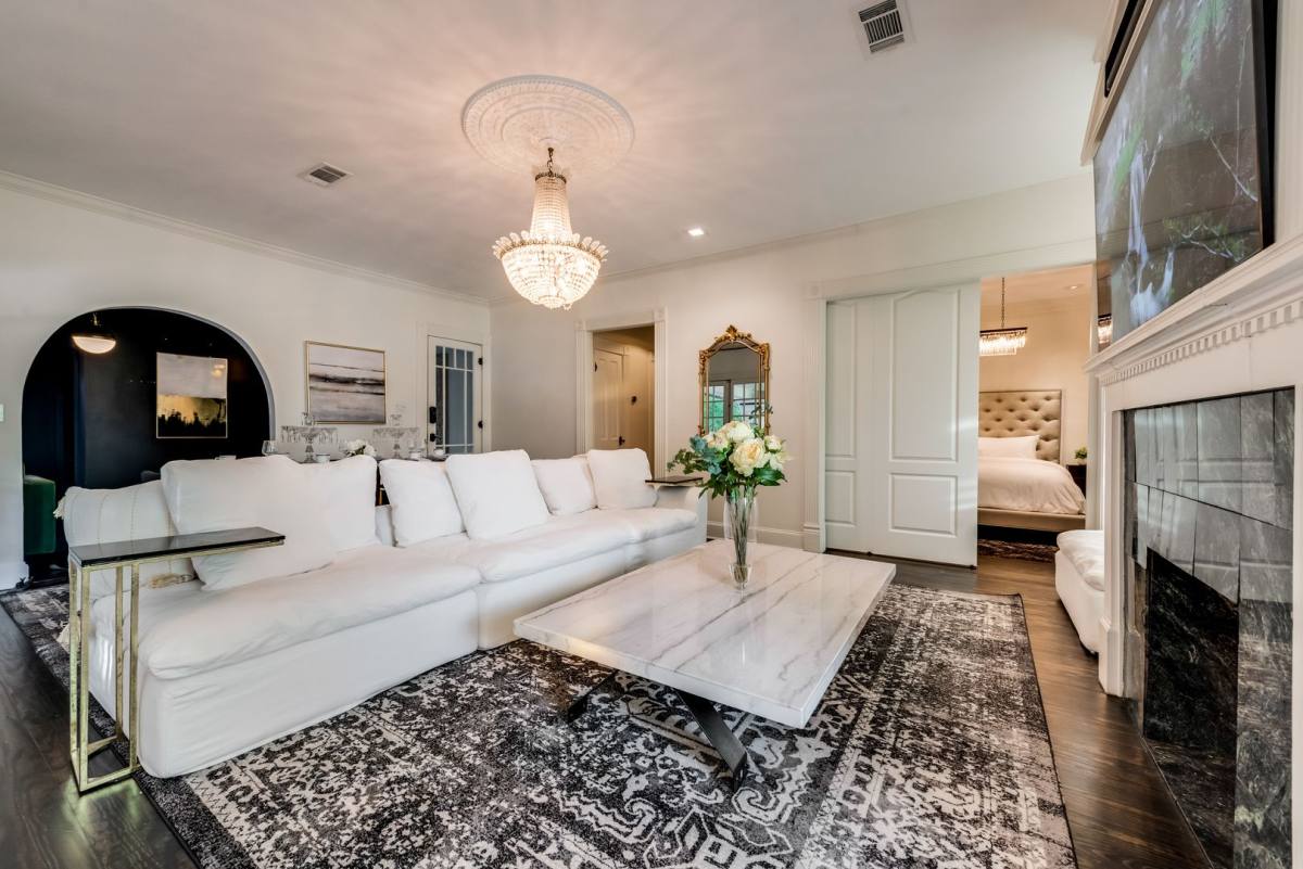 Apartment for rent at 4502 Reiger Ave, Dallas, TX 75246