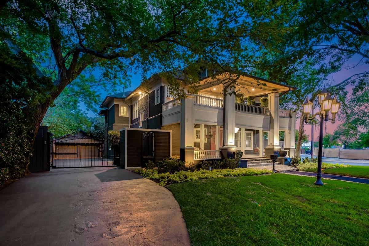 Apartment for rent at 4502 Reiger Ave, Dallas, TX 75246