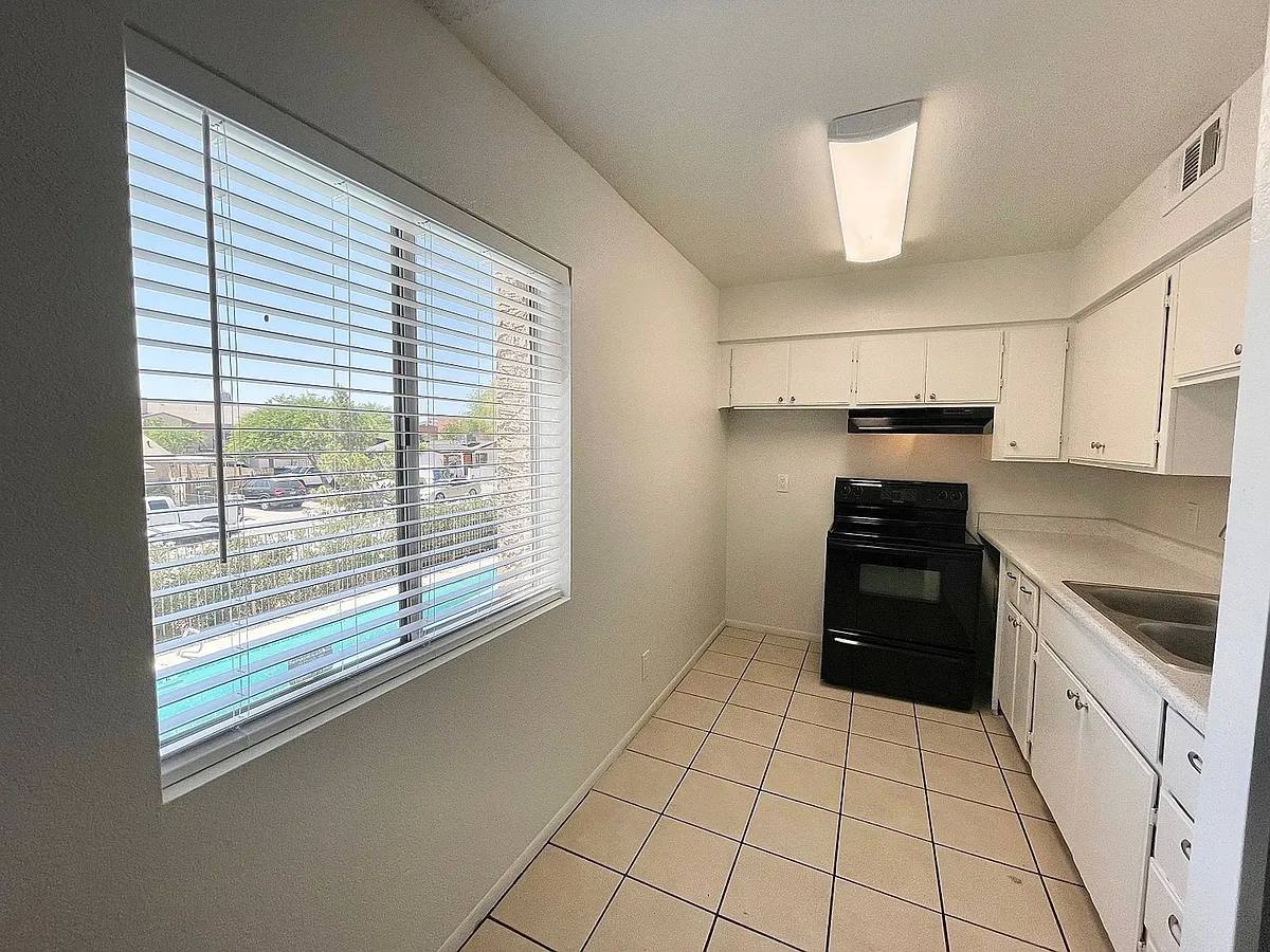 Apartment for rent at 201 E Townley Ave #103, Phoenix, AZ 85020