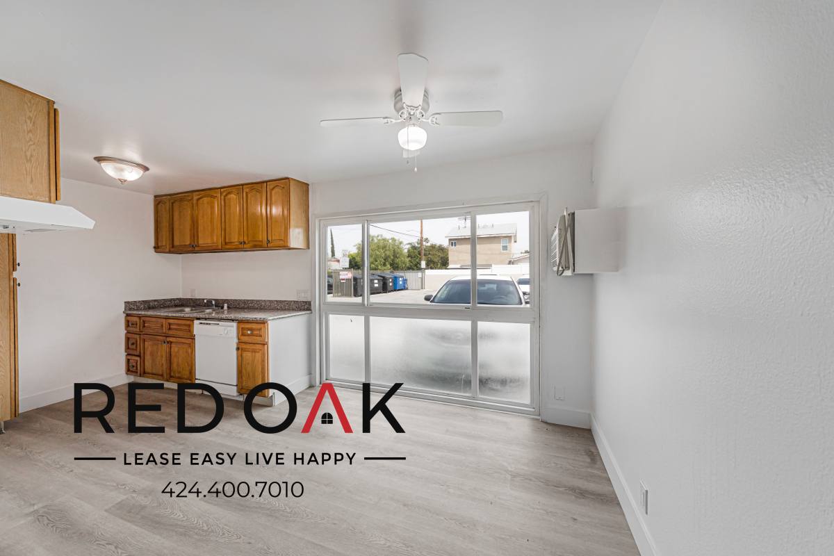 Condo for rent at 7350 Hazeltine Ave #11, Van Nuys, CA 91405