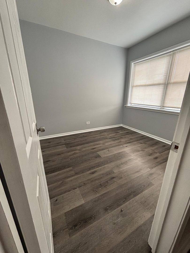 Apartment for rent at 7543 S May St, Chicago, IL 60620