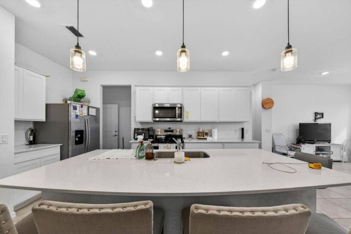 Townhouse for rent at 6128 Rancho Lane, West Palm Beach, FL 33415