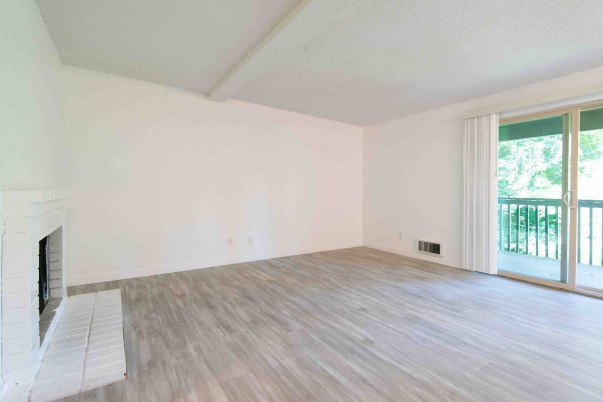 Apartment for rent at 21010 83rd Ave W, Edmonds, WA 98026