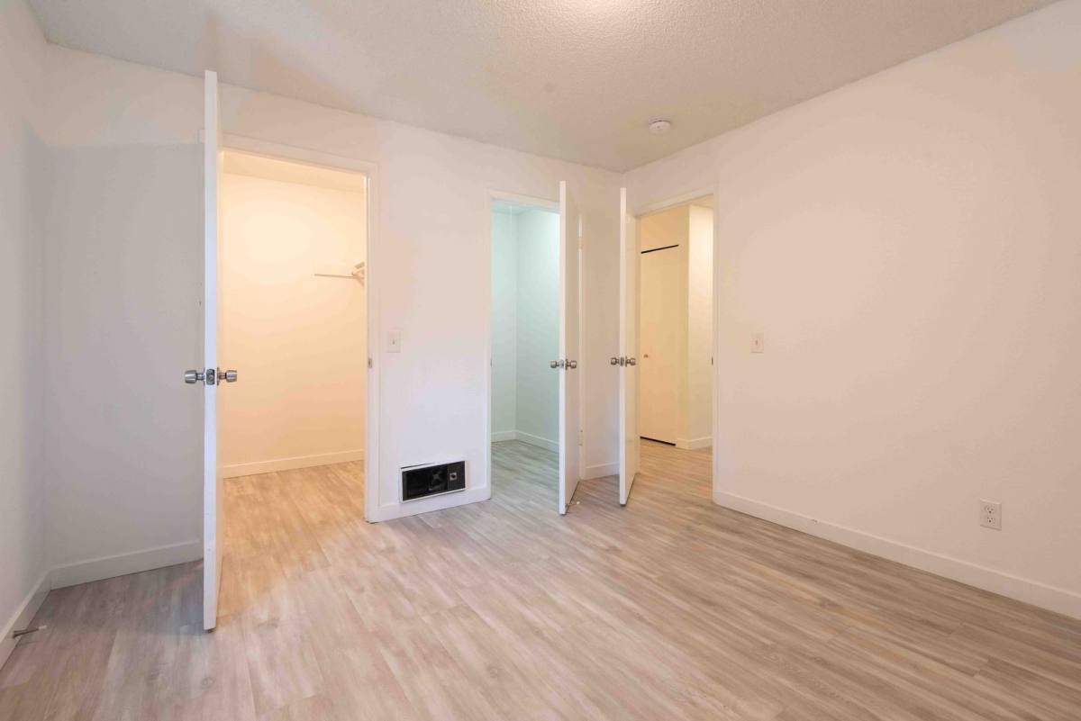 Apartment for rent at 21010 83rd Ave W, Edmonds, WA 98026